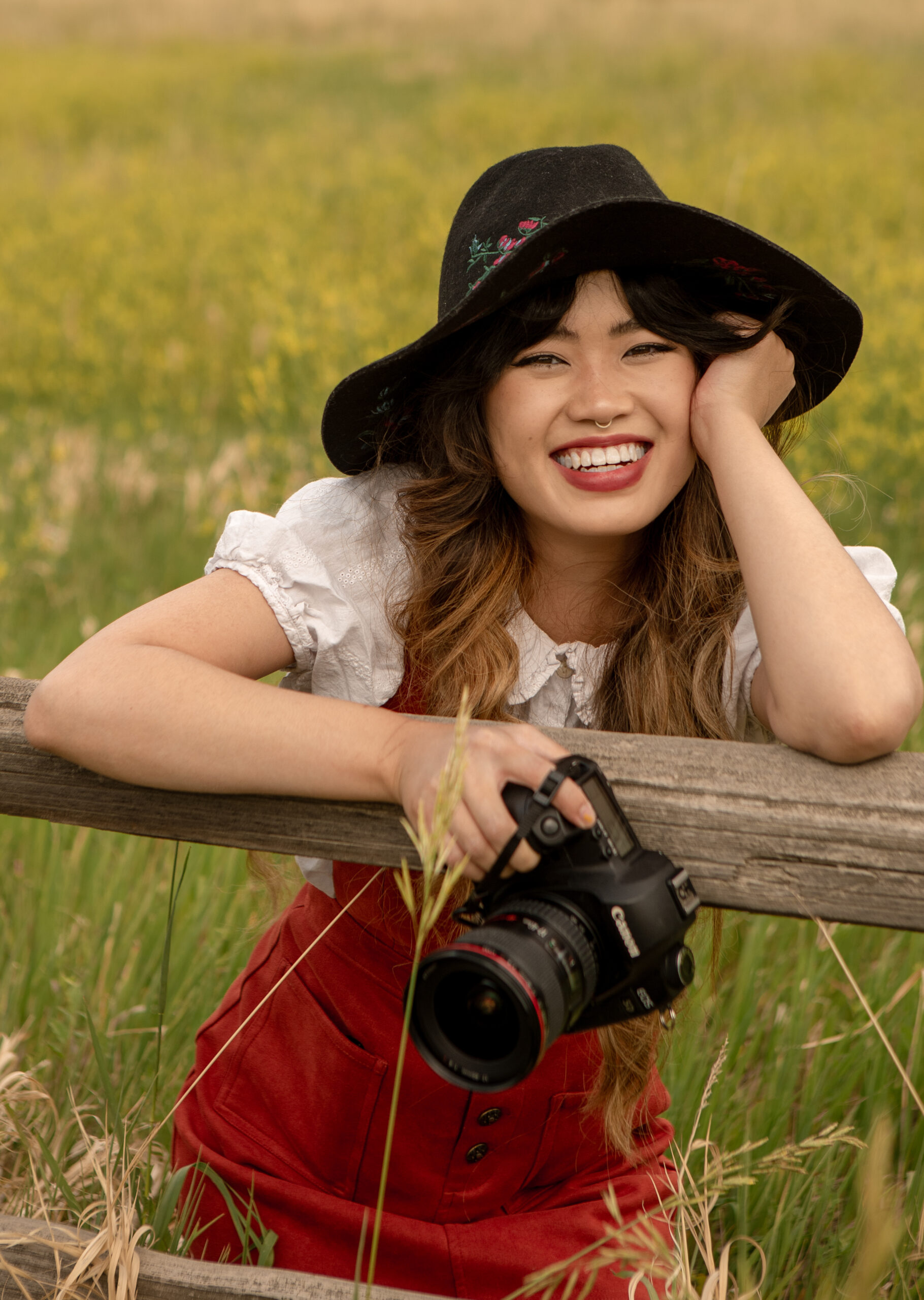 Emerald Fox Photographer, Isabella