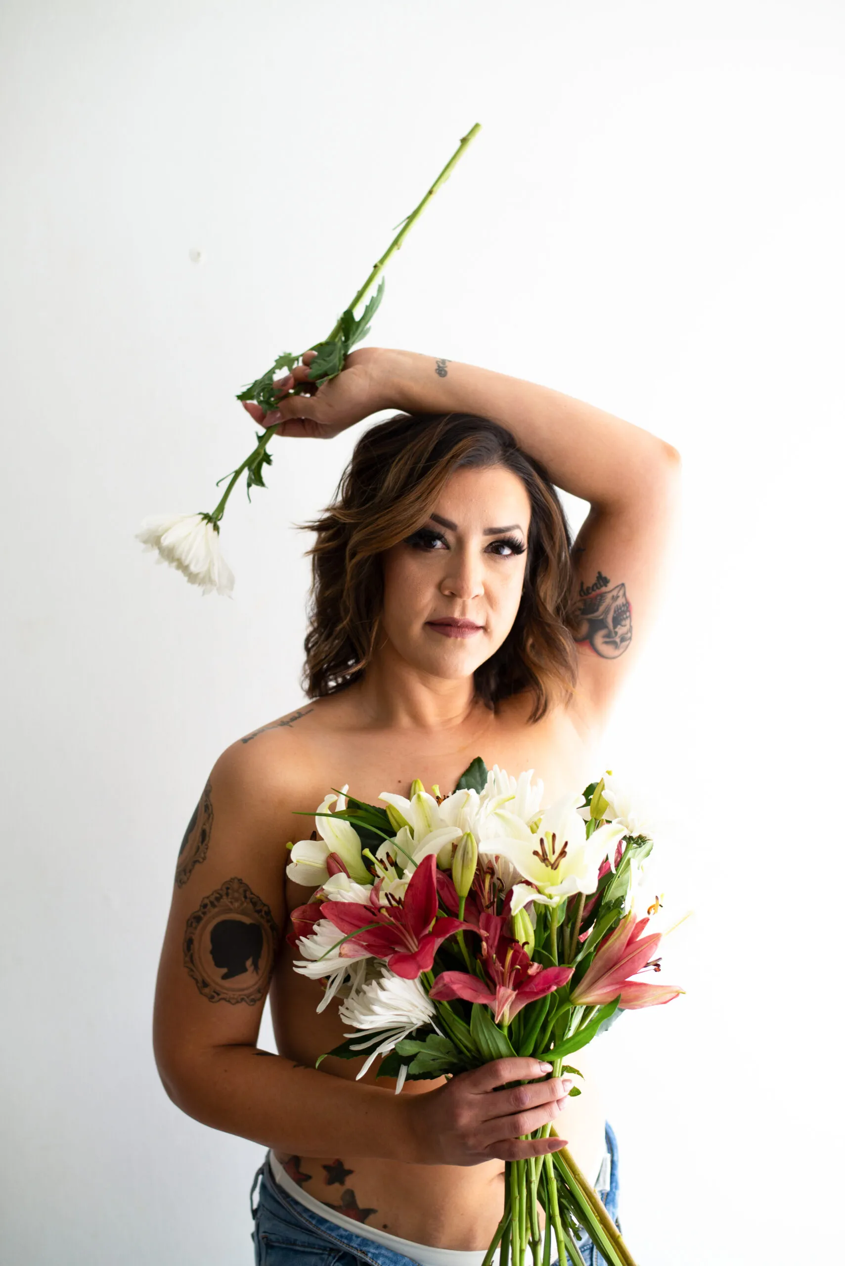 DSC_4767 bridal boudoir features cathedral length veil